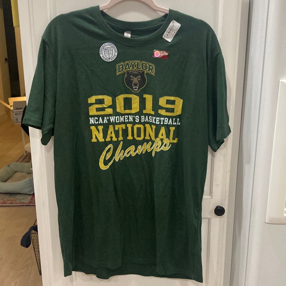 NWT Baylor 2019 Women’s Championship green short sleeve shirt size large